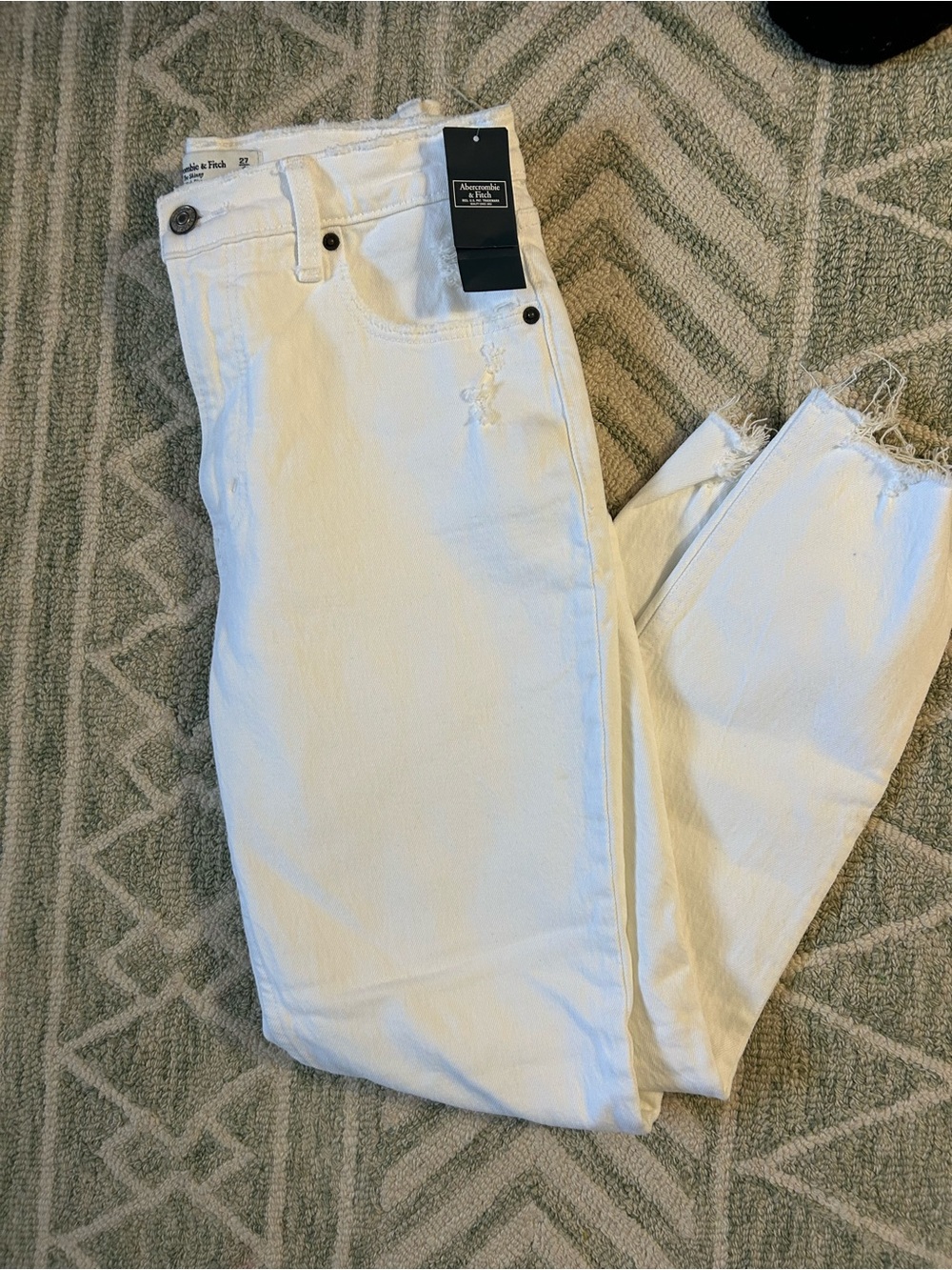 Abercrombie & Fitch White Raw-Hem Skinny Jeans